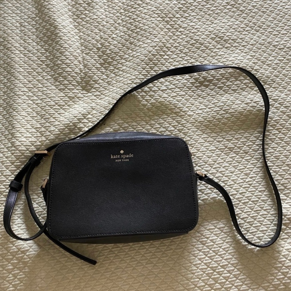 Black Kate spade purse